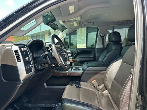 Used 2015 GMC Sierra 2500 SLT w/ Duramax Plus Package AWD/4WD image 2
