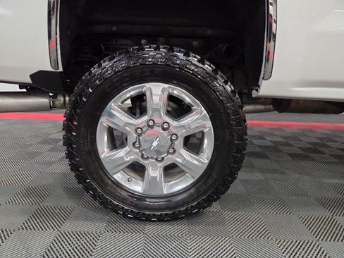 Used 2019 Chevrolet Silverado 2500 LTZ w/ Duramax Plus Package AWD/4WD image 86