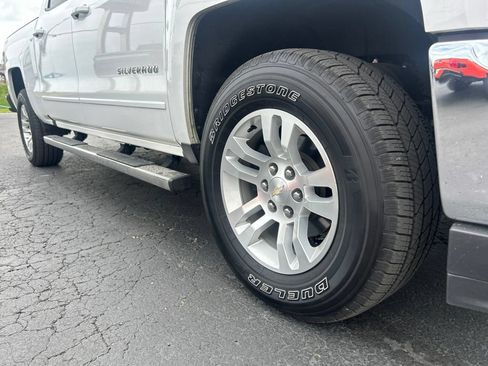 Used 2018 Chevrolet Silverado 1500 LT w/ All Star Edition AWD/4WD image 9