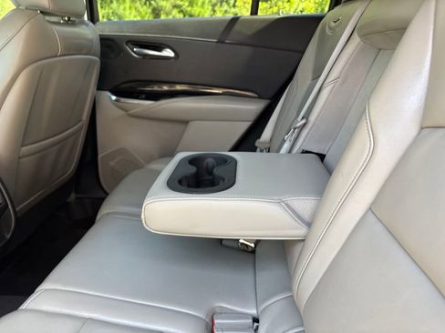 Used 2020 Cadillac XT4 Premium Luxury w/ Cold Weather Package FWD image 25