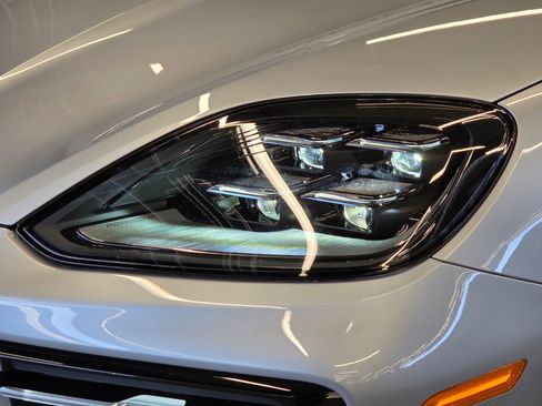 New 2026 Porsche Cayenne S AWD/4WD image 25