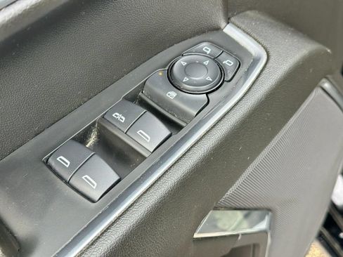 Used 2024 GMC Sierra 1500 Elevation AWD/4WD image 16