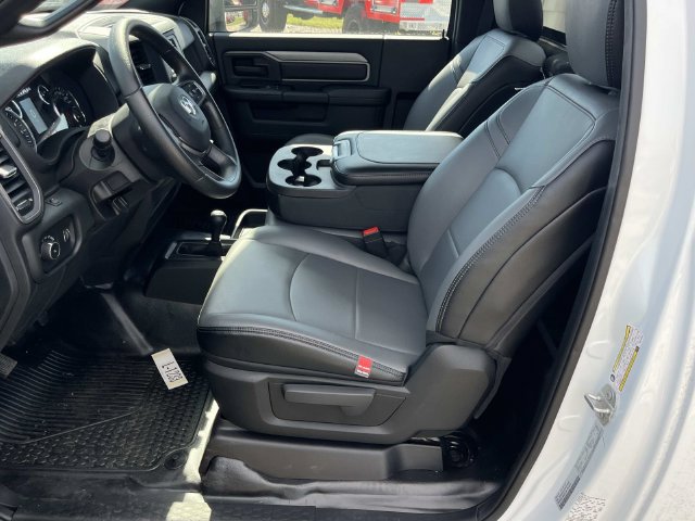 New 2024 RAM 3500 Tradesman AWD/4WD image 19