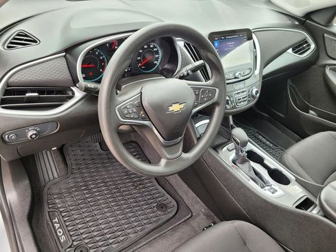Used 2024 Chevrolet Malibu LT image 22