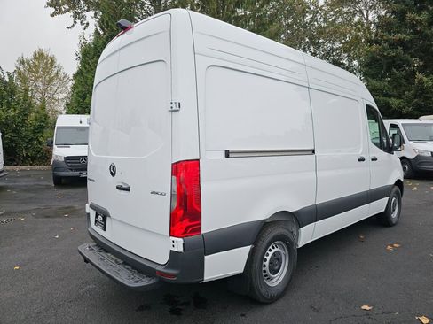 New 2025 Mercedes-Benz Sprinter 2500 image 6