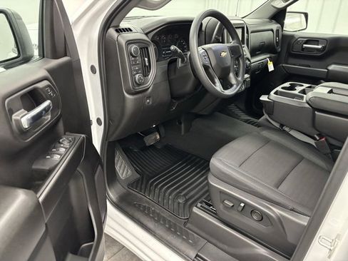 New 2026 Chevrolet Silverado 1500 Custom image 13