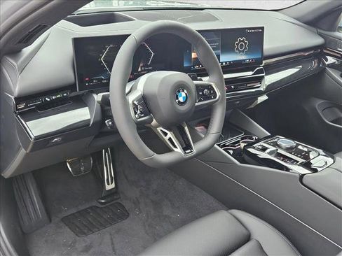New 2026 BMW 530i w/ M Sport Package image 9