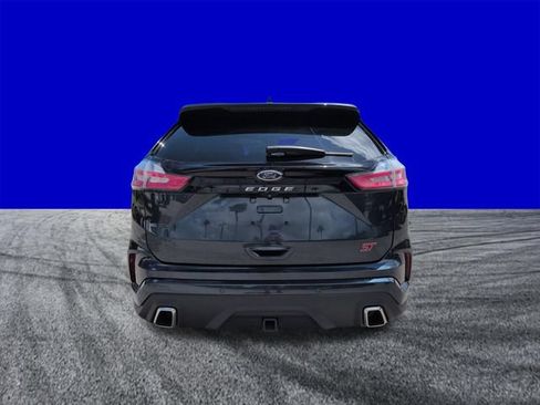 Certified 2022 Ford Edge ST w/ Equipment Group 401A AWD/4WD image 5