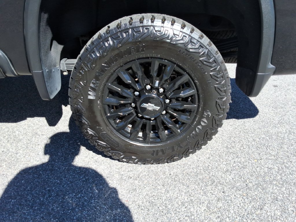 Used 2023 Chevrolet Silverado 2500 LTZ w/ LTZ Plus Package AWD/4WD image 14