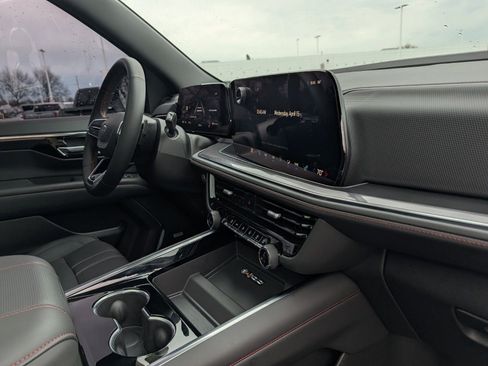 Used 2025 Chevrolet Tahoe RST w/ Comfort Package image 29