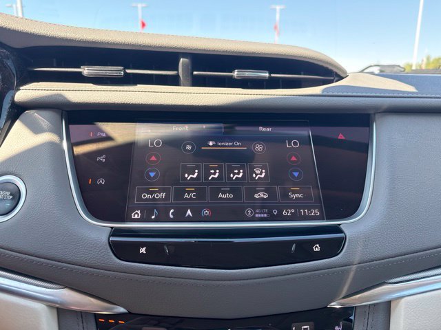 Used 2023 Cadillac XT5 Premium Luxury w/ Technology Package FWD image 32