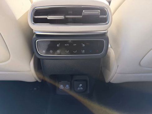 Used 2026 Genesis GV80 3.5T Prestige image 17