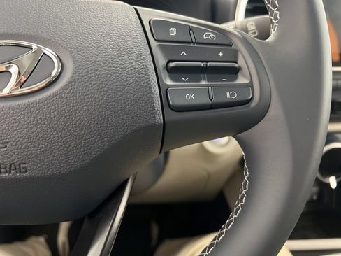 New 2026 Hyundai Venue SEL FWD image 22