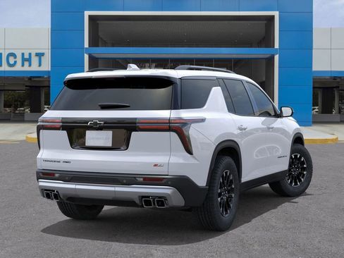 New 2026 Chevrolet Traverse Z71 w/ Enhanced Driving Package AWD/4WD image 4