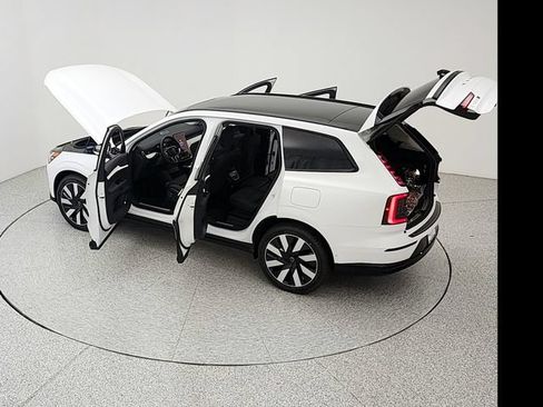 New 2026 Volvo EX90 Ultra AWD/4WD image 39