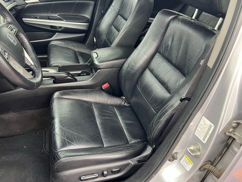 Used 2010 Honda Accord EX-L image 9