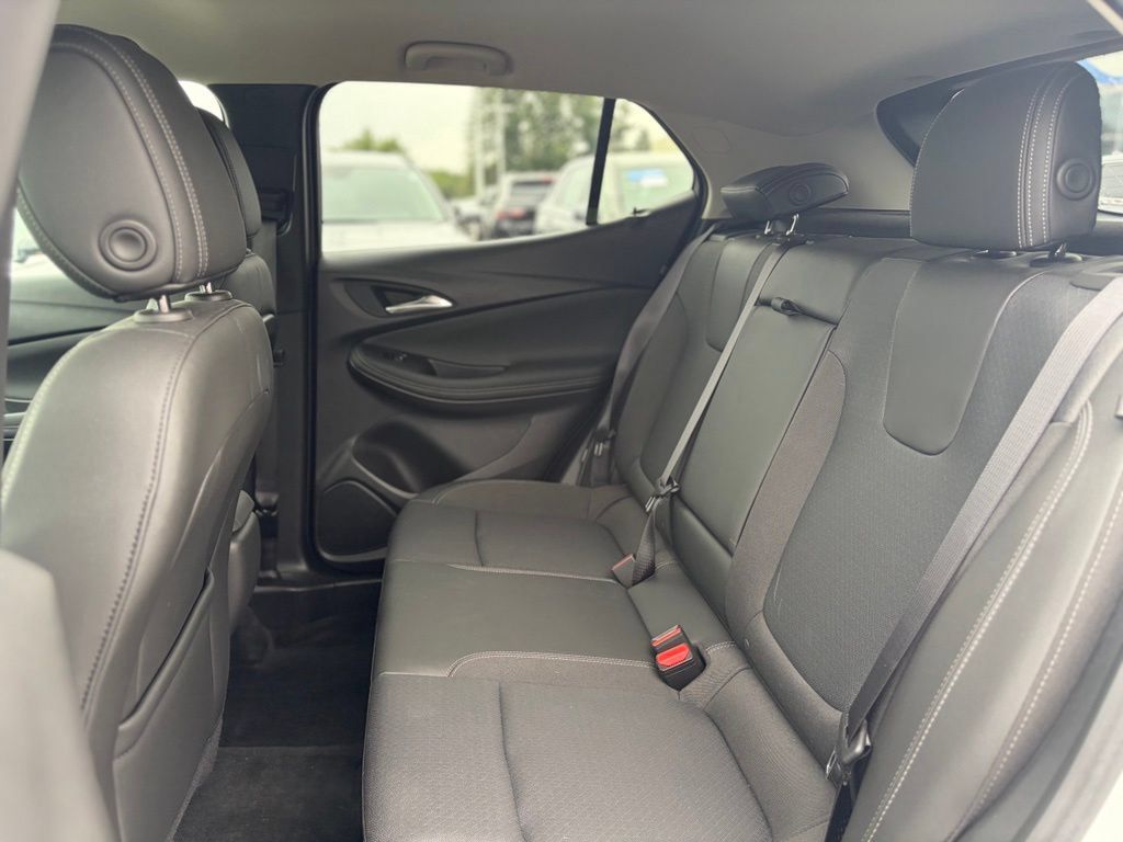 Used 2023 Buick Encore GX Select w/ Safety Package II AWD/4WD image 10
