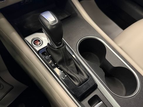 Used 2019 Nissan Altima 2.5 SL AWD/4WD image 17