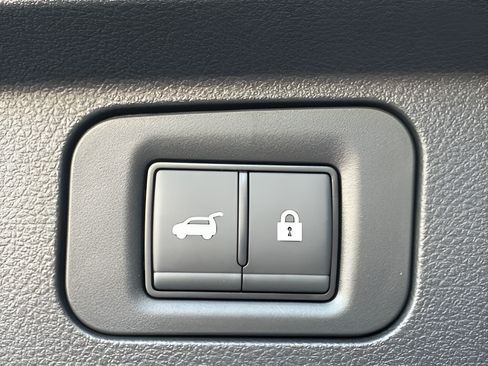 New 2026 Nissan Armada PRO-4X w/ Captain's Chari Seat Package AWD/4WD image 36