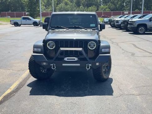 Used 2021 Jeep Wrangler Unlimited Sport AWD/4WD image 3