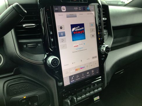 New 2025 RAM 2500 Tradesman AWD/4WD image 15
