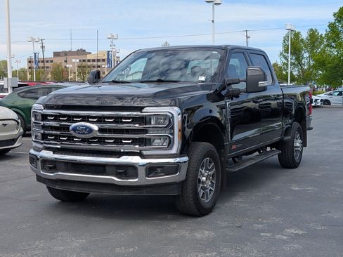 Certified 2025 Ford F350 Lariat AWD/4WD image 10