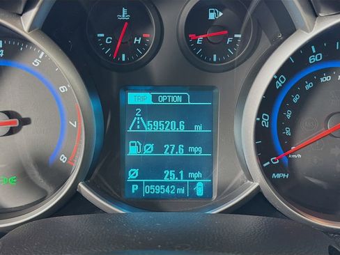 Used 2016 Chevrolet Cruze LT FWD image 14