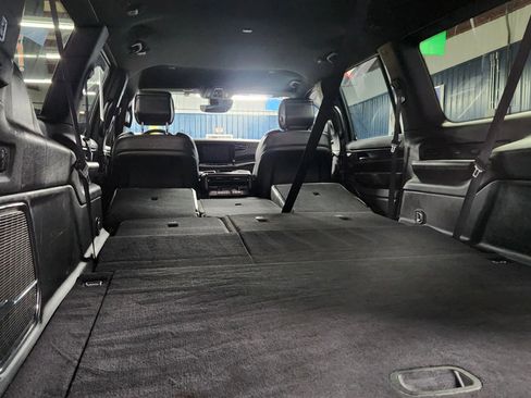 Used 2023 Jeep Wagoneer L Series II image 82