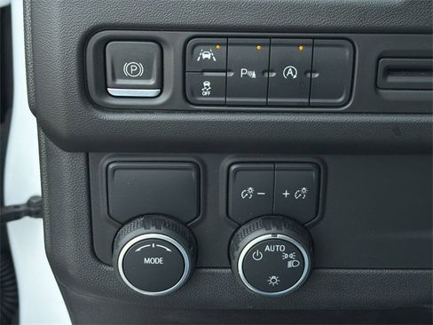 Used 2023 Chevrolet Tahoe Premier image 31