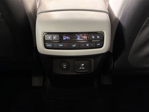 Used 2024 Hyundai Palisade SEL image 17