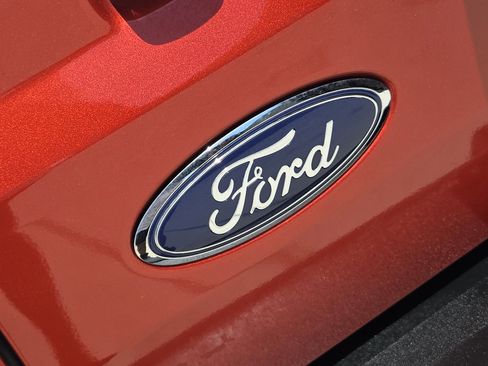Used 2024 Ford Bronco Outer Banks AWD/4WD image 12
