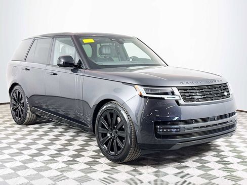 New 2026 Land Rover Range Rover SE AWD/4WD image 3