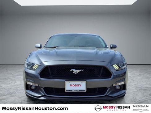 Used 2016 Ford Mustang GT Premium image 3