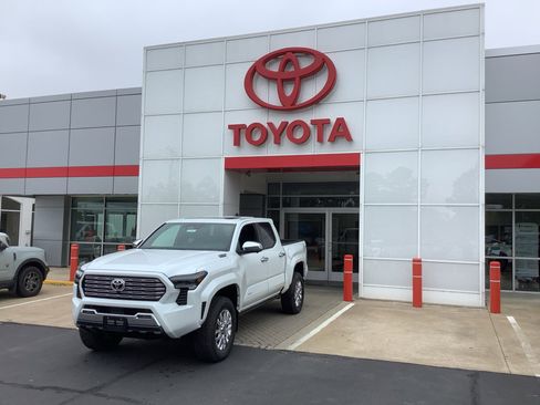 New 2025 Toyota Tacoma Limited AWD/4WD image 3
