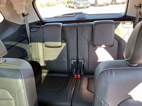 Used 2021 Volkswagen Atlas SEL Premium image 27