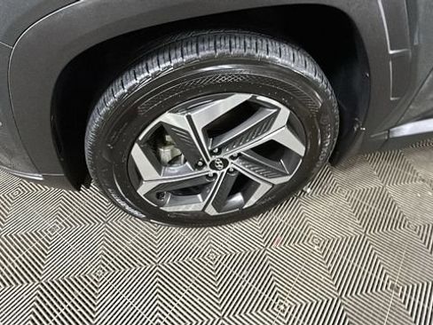 Used 2022 Hyundai Tucson Limited AWD/4WD image 10