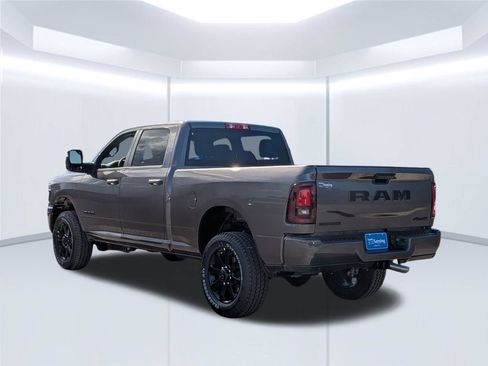 New 2026 RAM 2500 Big Horn AWD/4WD image 3