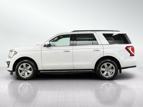 Used 2021 Ford Expedition XLT w/ Equipment Group 202A AWD/4WD image 2