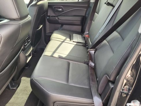 Used 2025 Honda Ridgeline RTL image 11