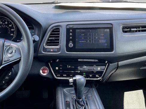 Used 2020 Honda HR-V EX image 6