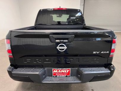 Used 2024 Nissan Frontier SV