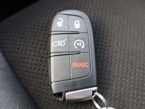 Used 2021 Dodge Durango R/T image 32