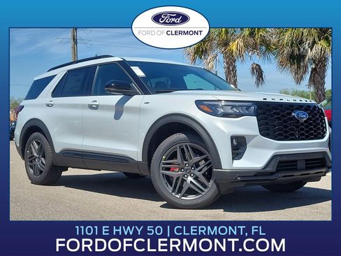New 2026 Ford Explorer ST-Line image 1