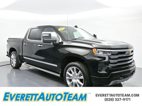Used 2024 Chevrolet Silverado 1500 High Country w/ High Country Premium Package image 1