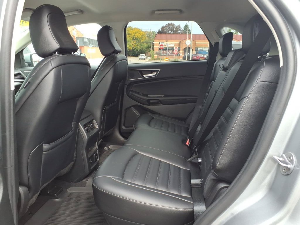 Certified 2024 Ford Edge SEL w/ Convenience Package AWD/4WD image 10