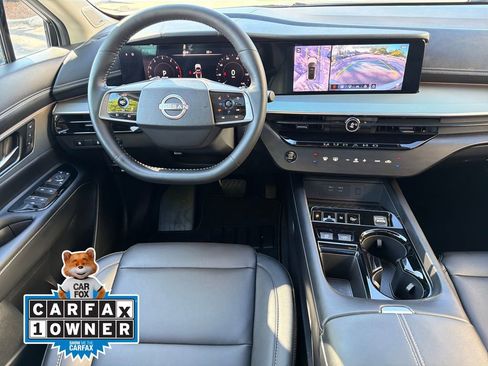Used 2025 Nissan Murano SL AWD/4WD image 2