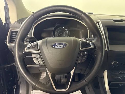 Used 2019 Ford Edge SEL w/ Equipment Group 201A AWD/4WD image 18