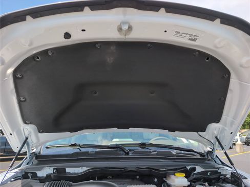 New 2026 RAM 1500 Laramie AWD/4WD image 16