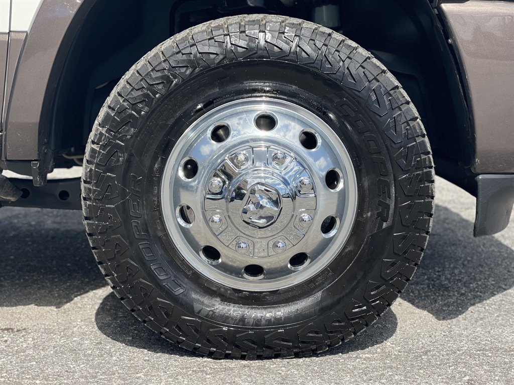 Used 2019 RAM 3500 Limited AWD/4WD image 46