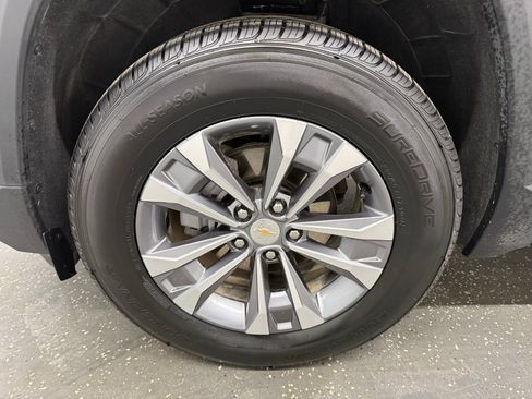 Used 2025 Chevrolet Equinox LT image 18